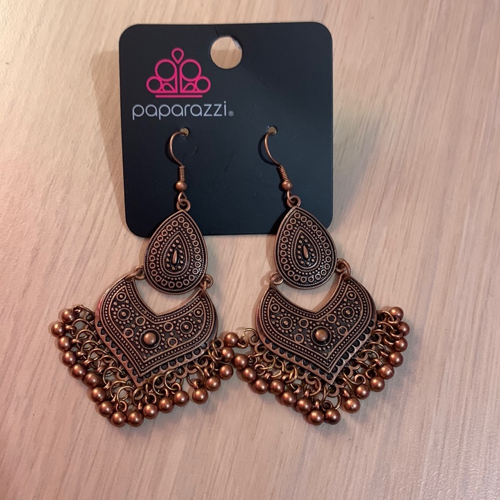 Paparazzi earrings